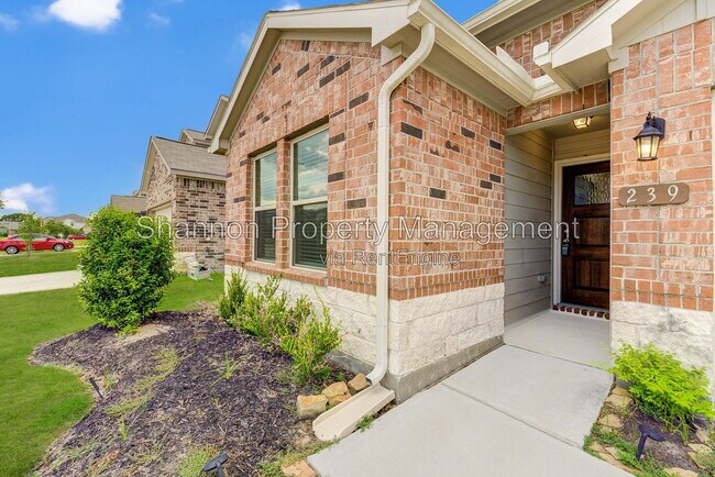 Foto del edificio - 239 Murrieta Ln