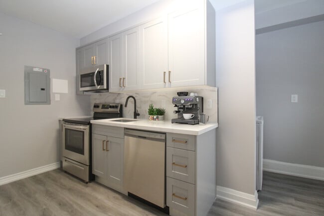 Building Photo - Stylish 2 Bedroom Apartment – All Utilities & Parking Included – $2,049/month