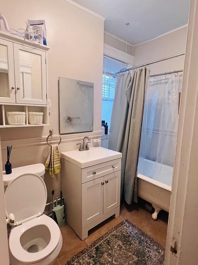 Primary Photo - 35 Queensberry St