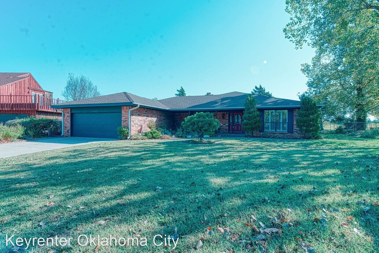 3 br, 2 bath House 329 Pauline Renee Dr House Rental in Moore, OK