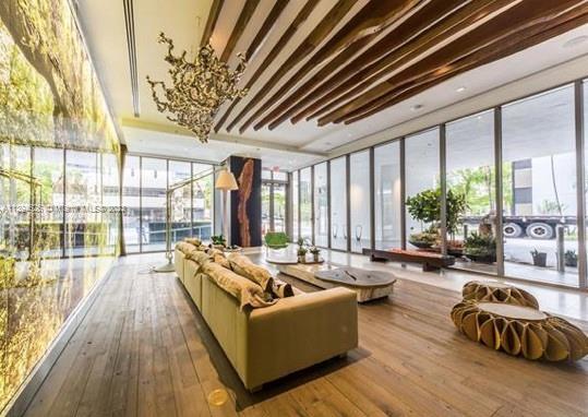 Building Photo - 1010 Brickell Ave