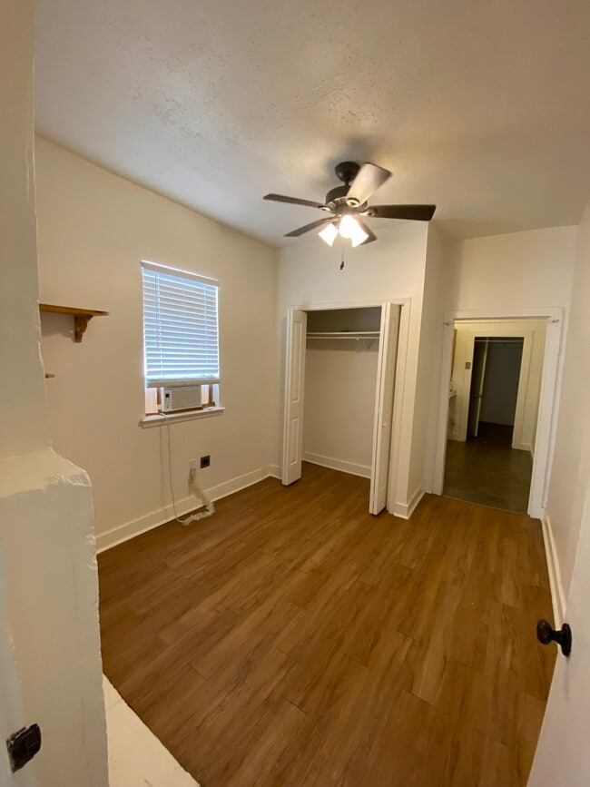 Foto del edificio - 7437 Garfield St