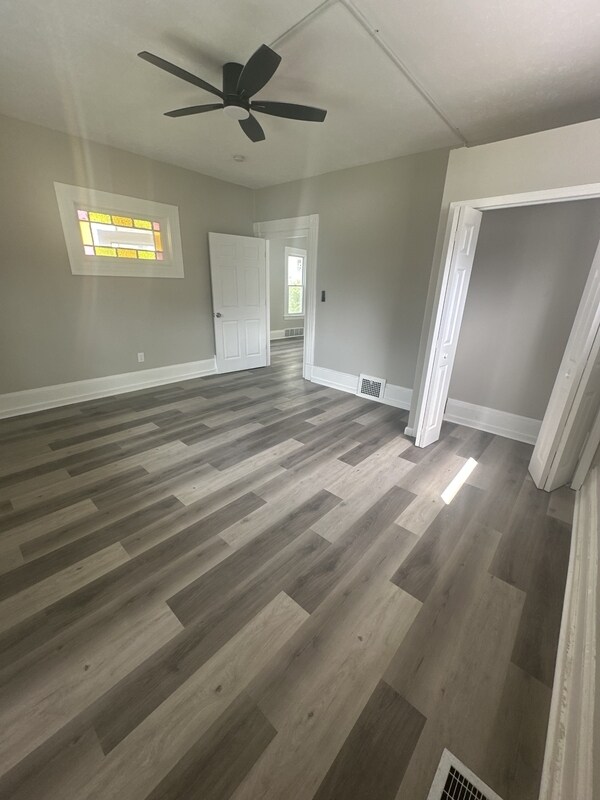 Foto del edificio - 3155 W 84th St