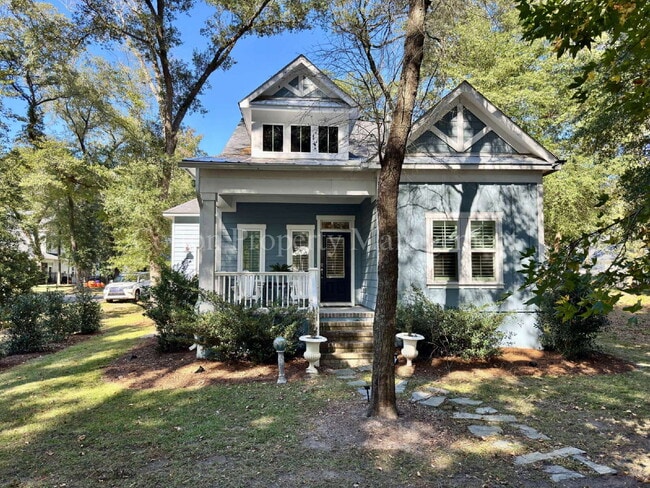 Building Photo - 1148 Cottage Pk Aly