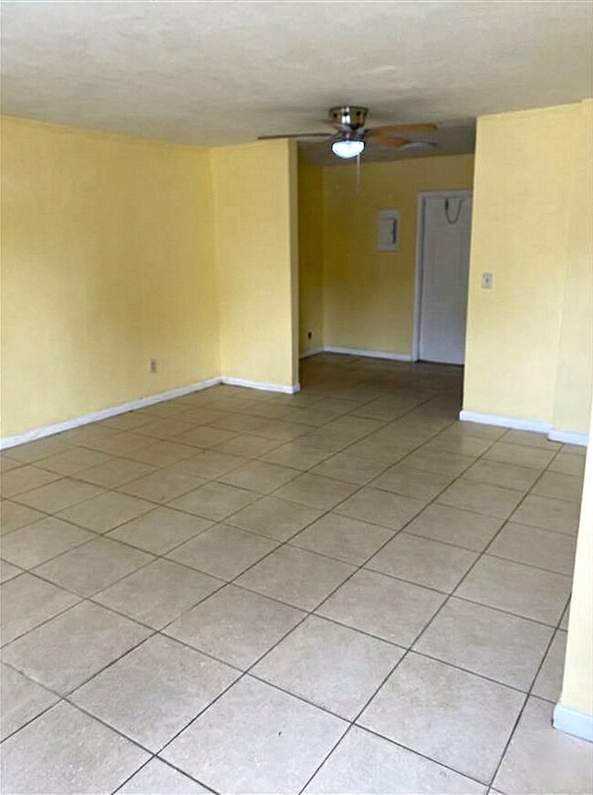 Foto del edificio - 2545 York St