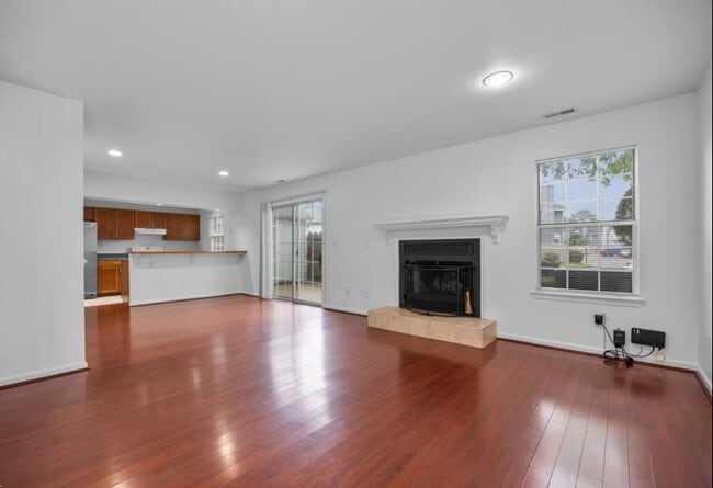 Foto del edificio - 264 Ferdinand Cir