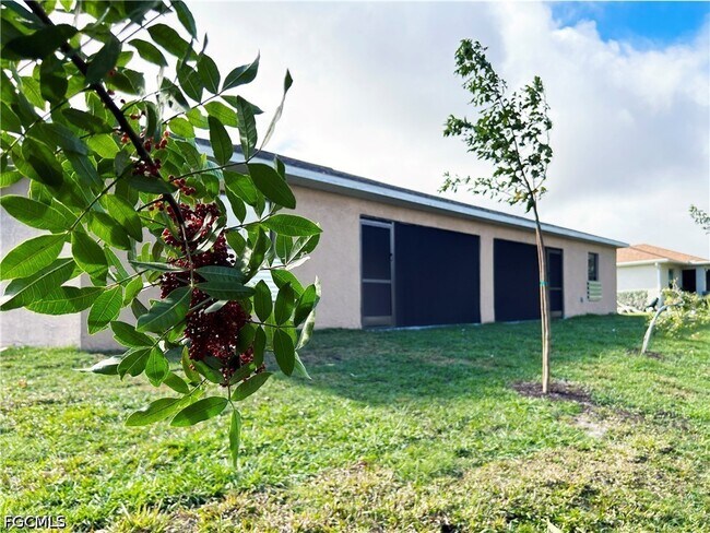 Foto del edificio - 605 SE 14th St