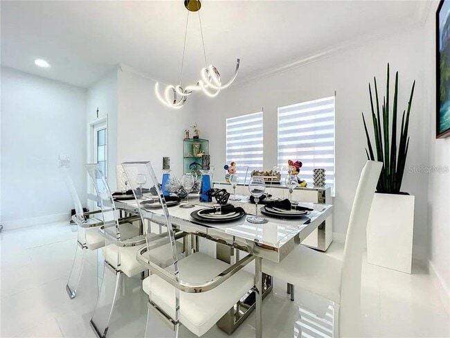 Building Photo - 2143 Camden Loop