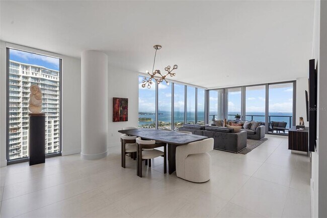 Foto del edificio - 301 1st St S