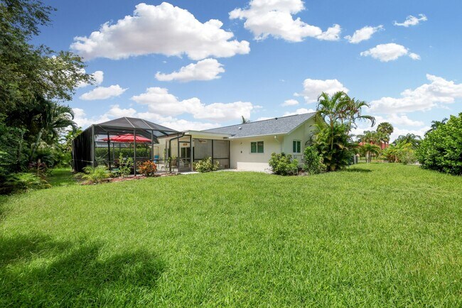 Building Photo - Secluded Annual Rental-  3 Bedroom 2 Bath ...