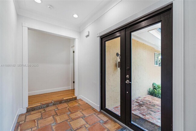 Building Photo - 1039 Hardee Rd