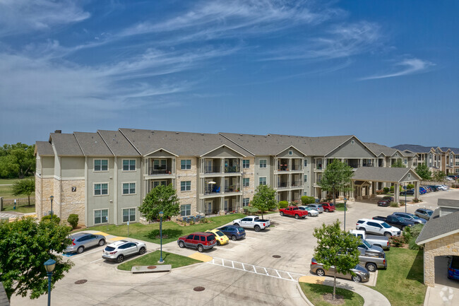 The Overlook at Plum Creek - Apartments in Kyle, TX | Apartments.com