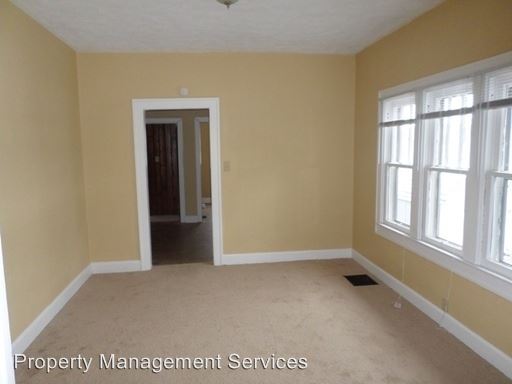 Building Photo - 807 Carlyle Pl