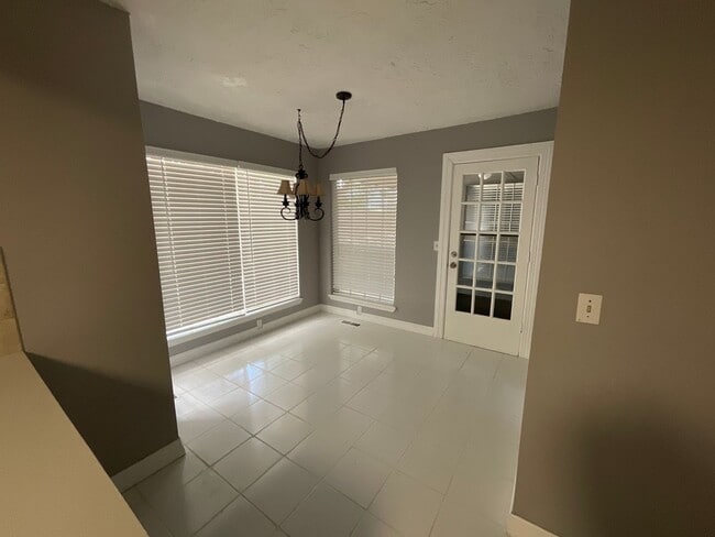 Photo - 1421 Pheasant Run Ct (Norman, OK) House
