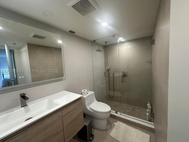 Foto del edificio - 2555 Collins Ave