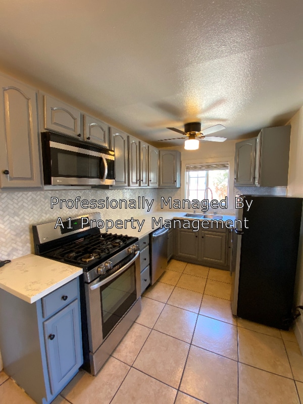 Building Photo - 4805 Parker Ave