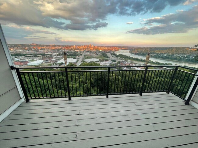 Foto del edificio - 2601 W 8th St