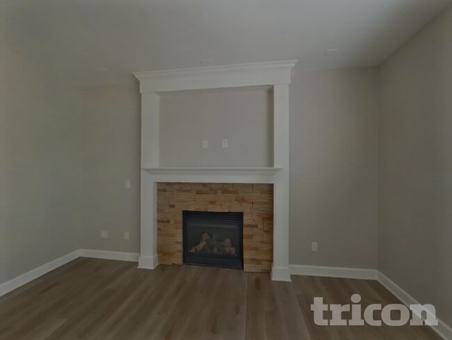 Building Photo - 6555 Stingray Ln