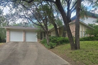 Building Photo - 2314 Farnswood Cir