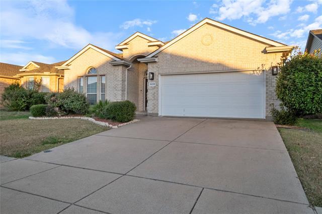 Foto del edificio - 6208 Claire Dr