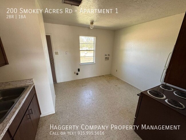 Building Photo - 200 Smokey Acres Rd