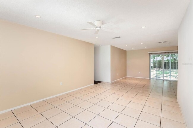 Foto del edificio - 823 Field St