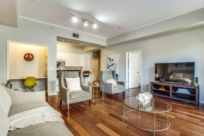 Foto del edificio - 3225 Turtle Creek Blvd Blvd