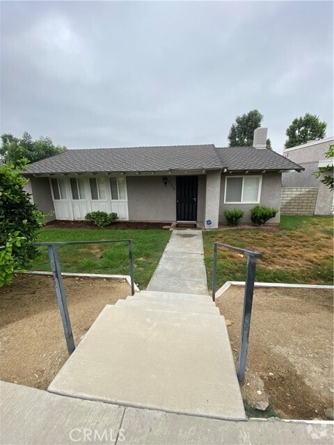 Building Photo - 25236 Lawton Ave