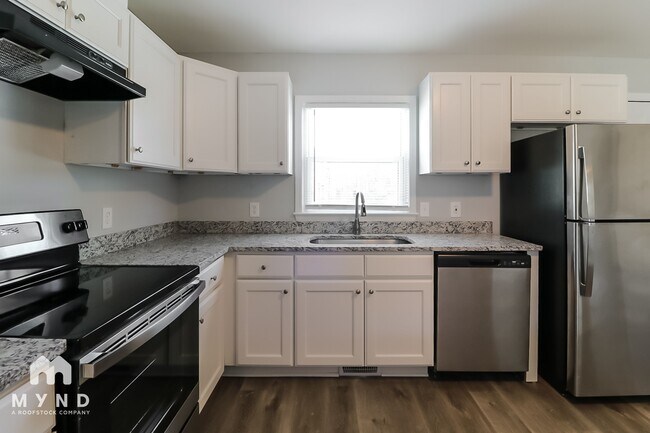 Foto del edificio - 7132 Cornwallis Rd