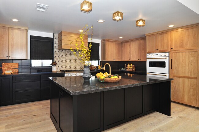 Kitchen - 180 Broadway