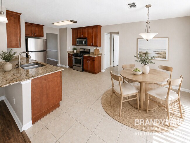 Building Photo - 5045 Promenade Dr SW