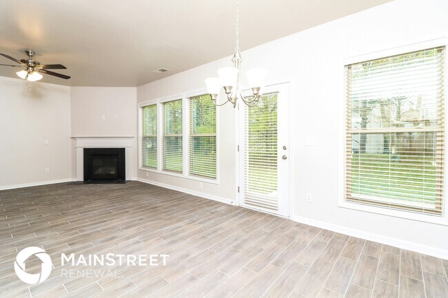 Foto del edificio - 3728 Upland Dr