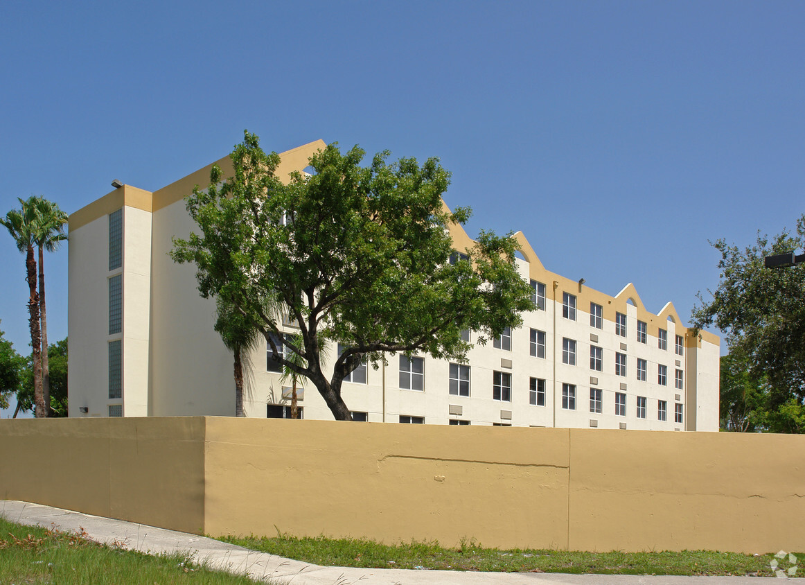 Building Photo - Hillmont Gardens