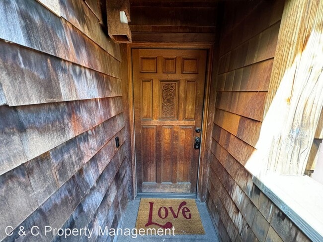 Building Photo - 2 br, 1 bath House - 461 Dela Vina Avenue,...