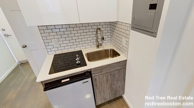 Foto del edificio - 270 Newbury St