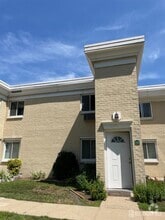 Building Photo - 13 Lake Ave