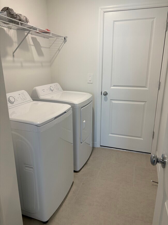 Foto del edificio - 17269 Cantu Ct