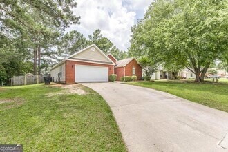 Building Photo - 215 Wingfield Way