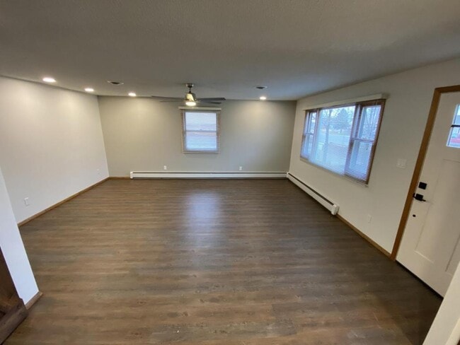 Building Photo - 711 McKinley St