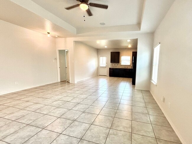 Foto del edificio - Gorgeous 1 story home with 4 Bedrooms!