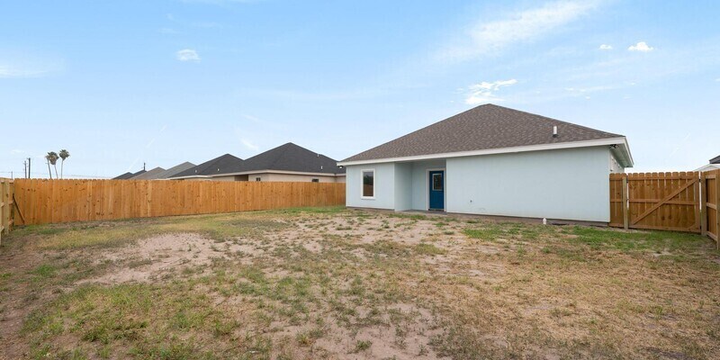 Primary Photo - 118 Faith Dr