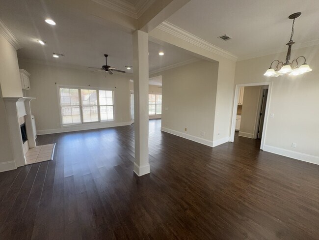 Foto del edificio - 118 Jorn Cir