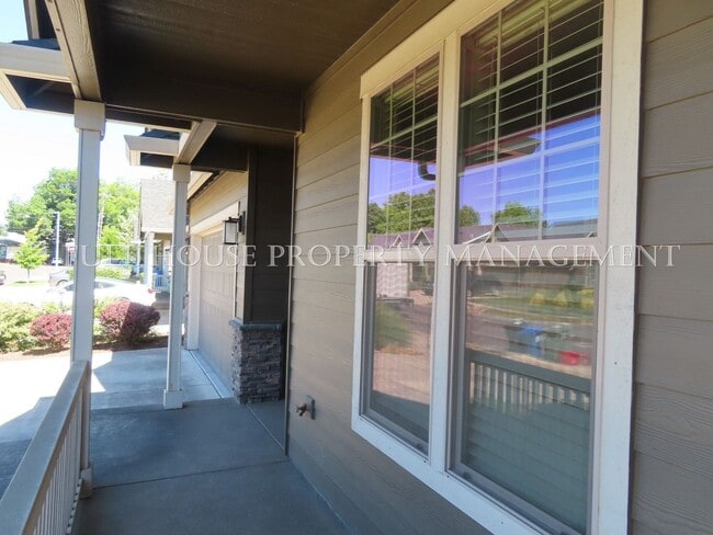 Building Photo - 3 br, 2 bath House - 920 Pennington Ct.