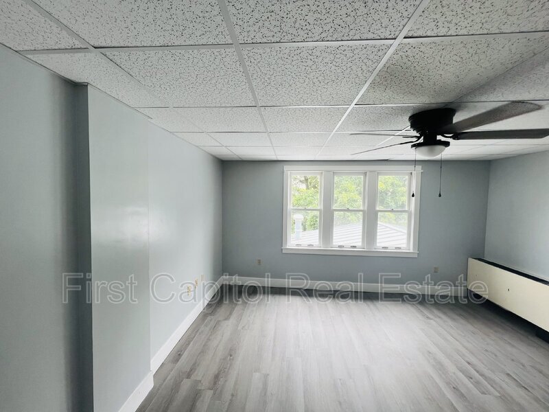 Foto del edificio - 133 N Washington St