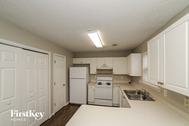 Foto del edificio - 256 Turnstone Rd
