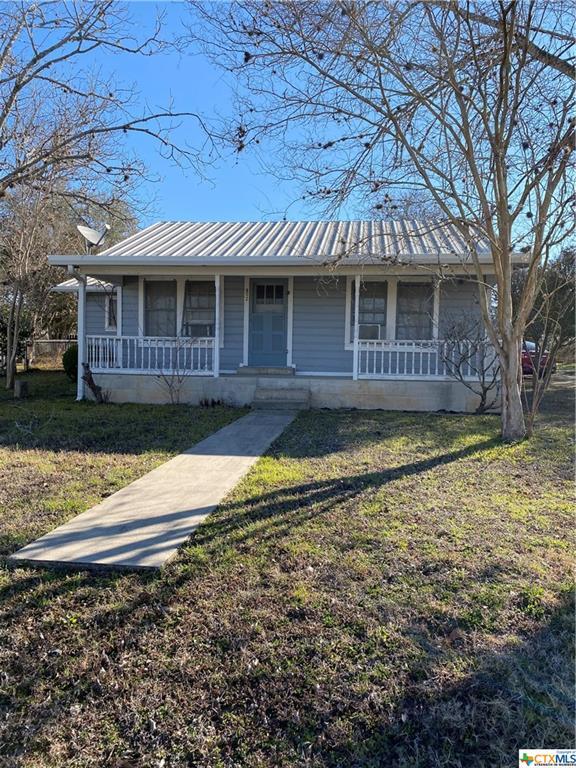 Primary Photo - 312 Braunig Rd