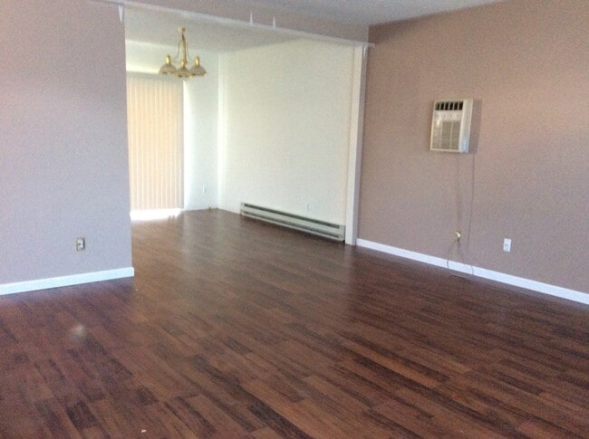 Building Photo - Fairchild AirForce Base 3 Bedroom 1 Bath Home