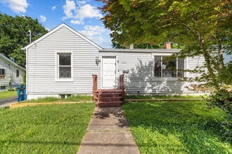 Building Photo - 2724 Pasteur Ave
