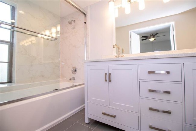 Foto del edificio - 9370 SW 8th St