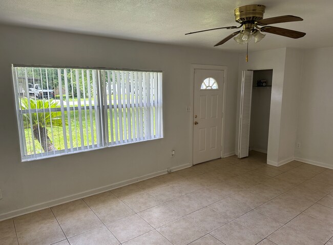 Foto del edificio - Winter Park Corner Lot